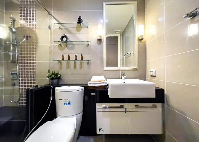 度假居 Near Bts L Large 85 Sqm L Rooftop Pool L Sontana 曼谷